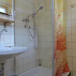 Gemuetliches Mit Doppelbett Und Tischtennisraum Гостевой дом Tuchenbach